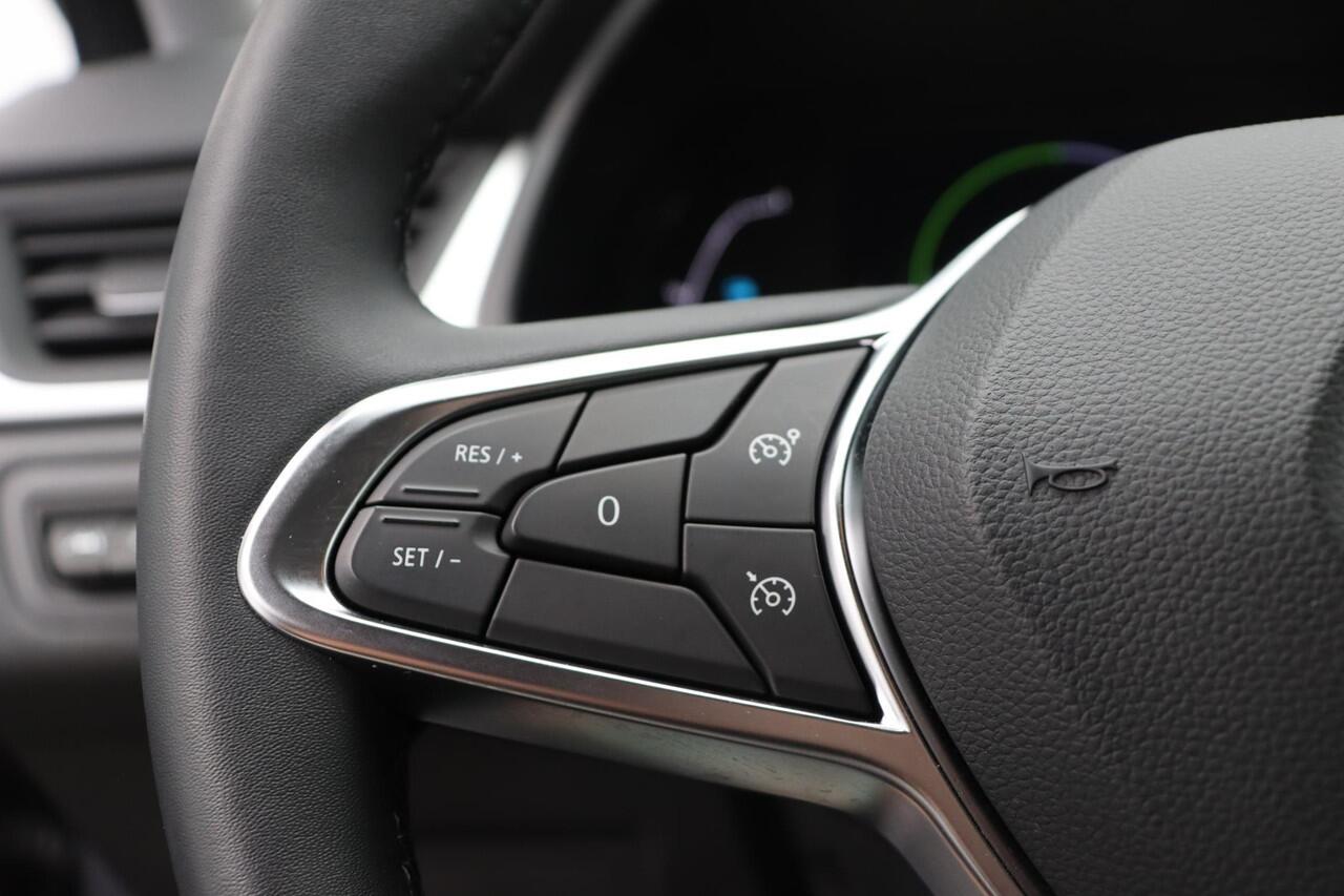 Renault CAPTUR E-Tech Hybrid 145pk Evolution | Parkeersensoren voor/achter met achteruitrijcamera | Climate control | Navigatie |