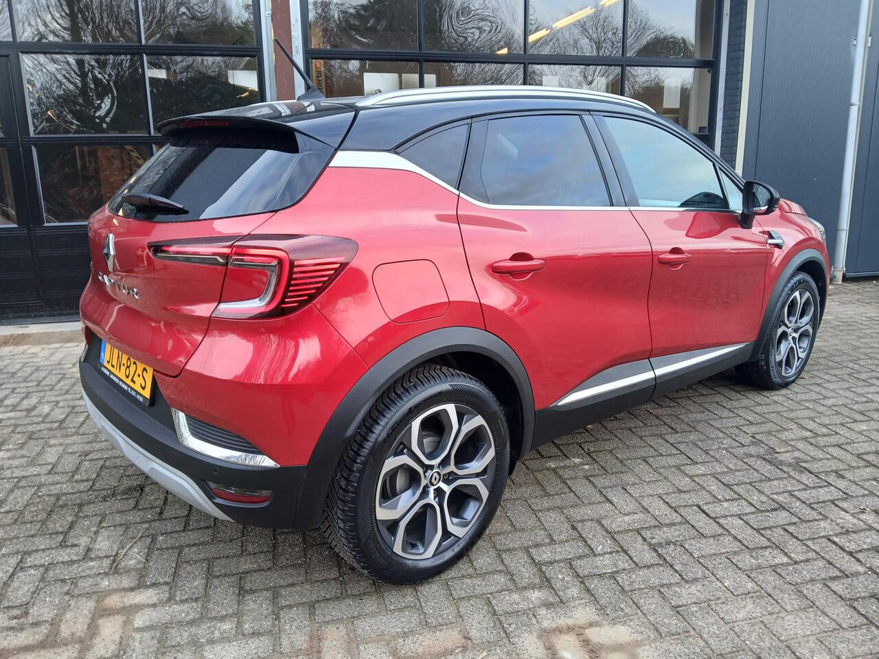 Renault CAPTUR 1.3 TCe 140 Intens / automaat / camera