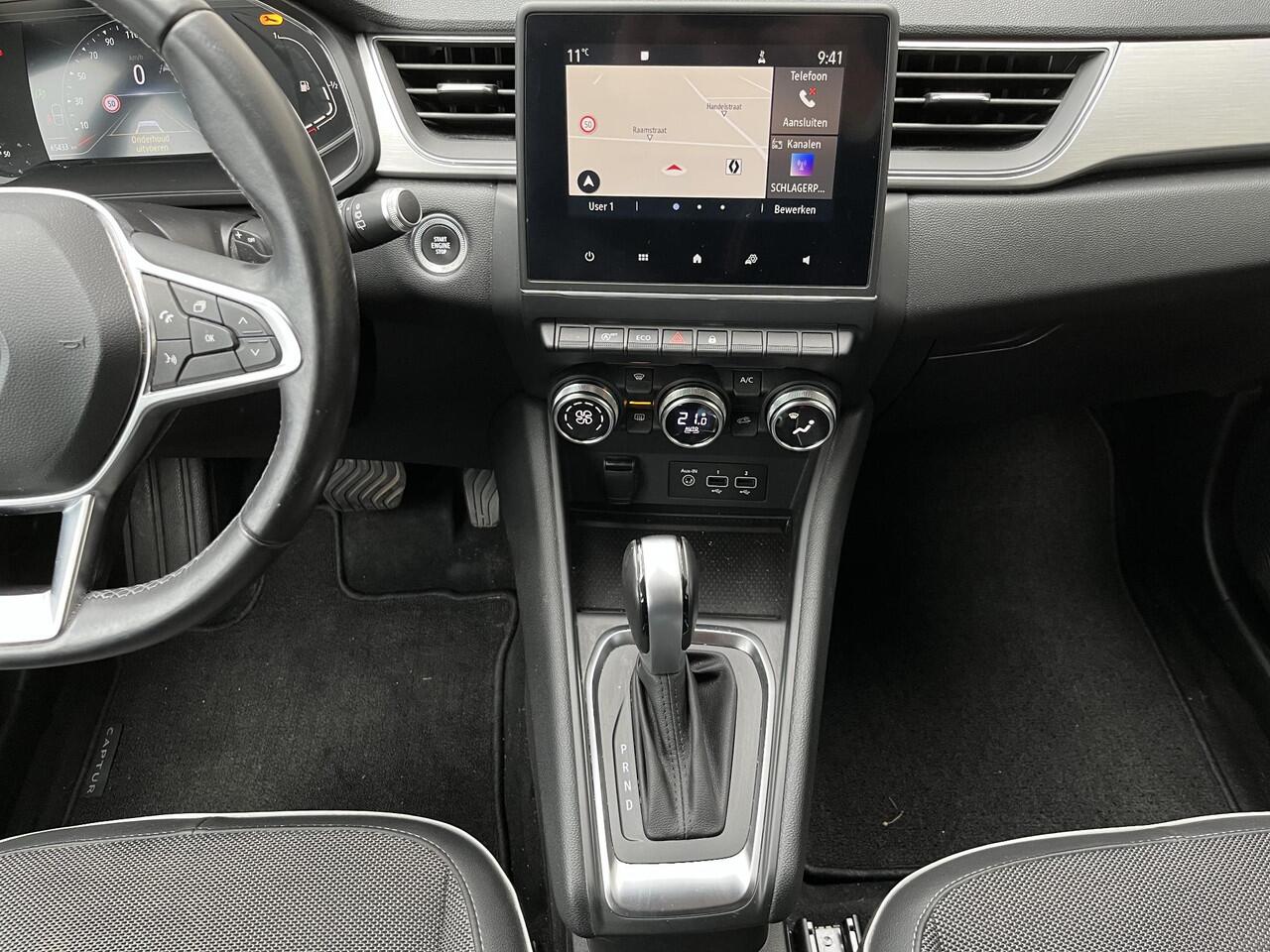 Renault CAPTUR 1.3 TCe 155 Intens | Apple CarPlay / Android Auto | Parkeersensoren achter | Navigatie |