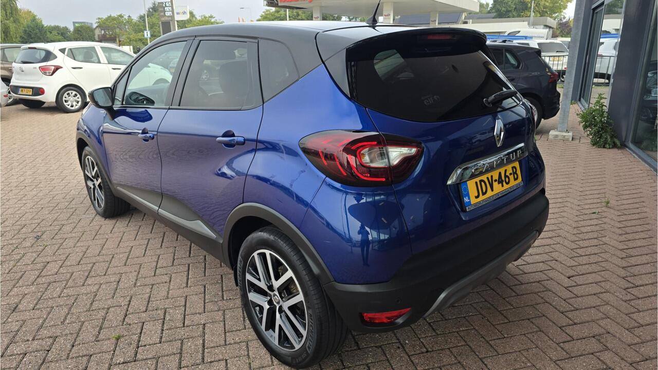 Renault CAPTUR 1.3 TCe Version S *6 Bak*Navigatie R-Link*Achteruitrij Camera*Parkeersensoren*LED*Keyless entry* BOVAG GARANTIE
