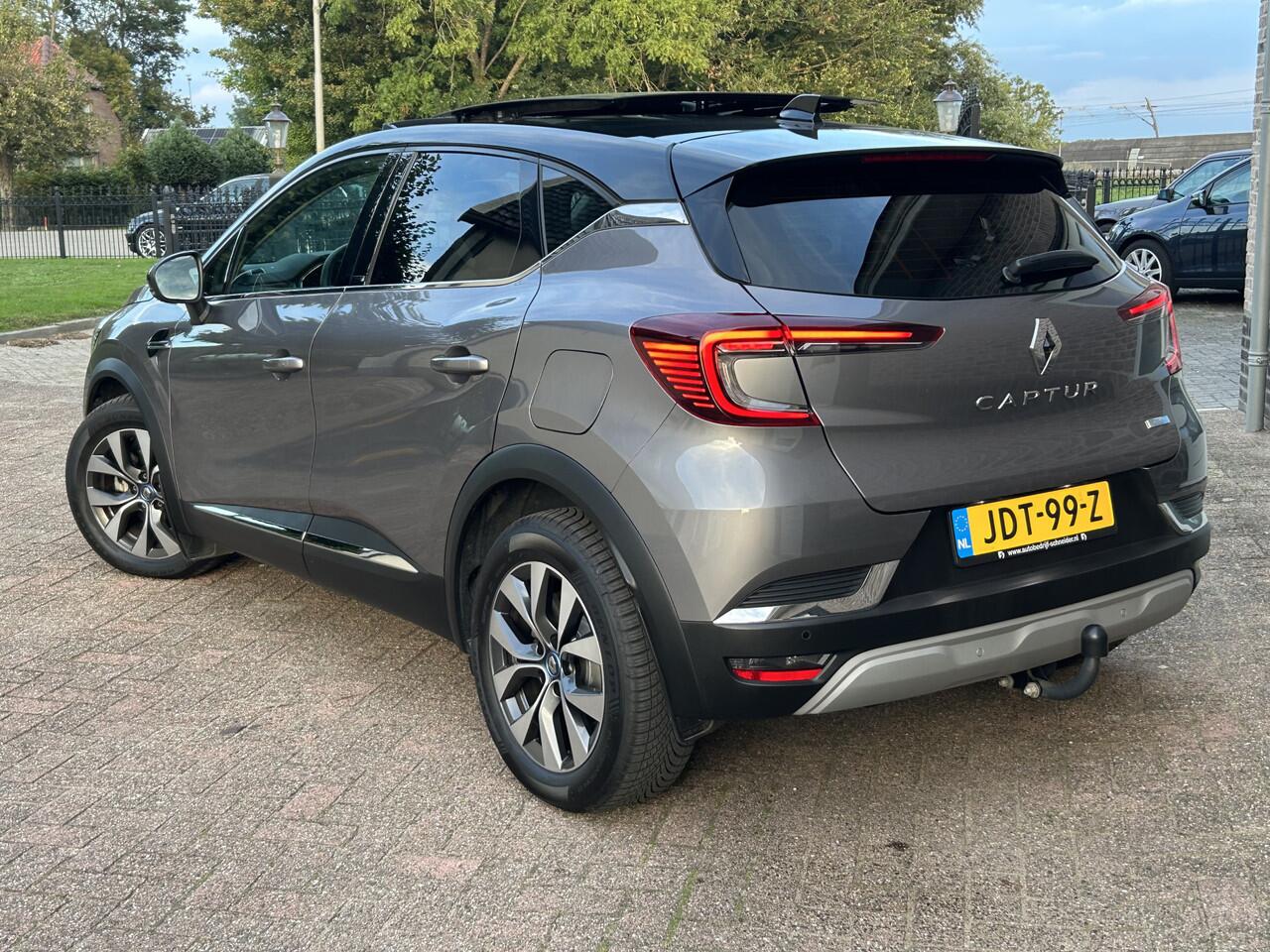 Renault CAPTUR 1.6 E-Tech Plug-in Hybrid 160 Intens Pano Trekhaak Dealer O.H.