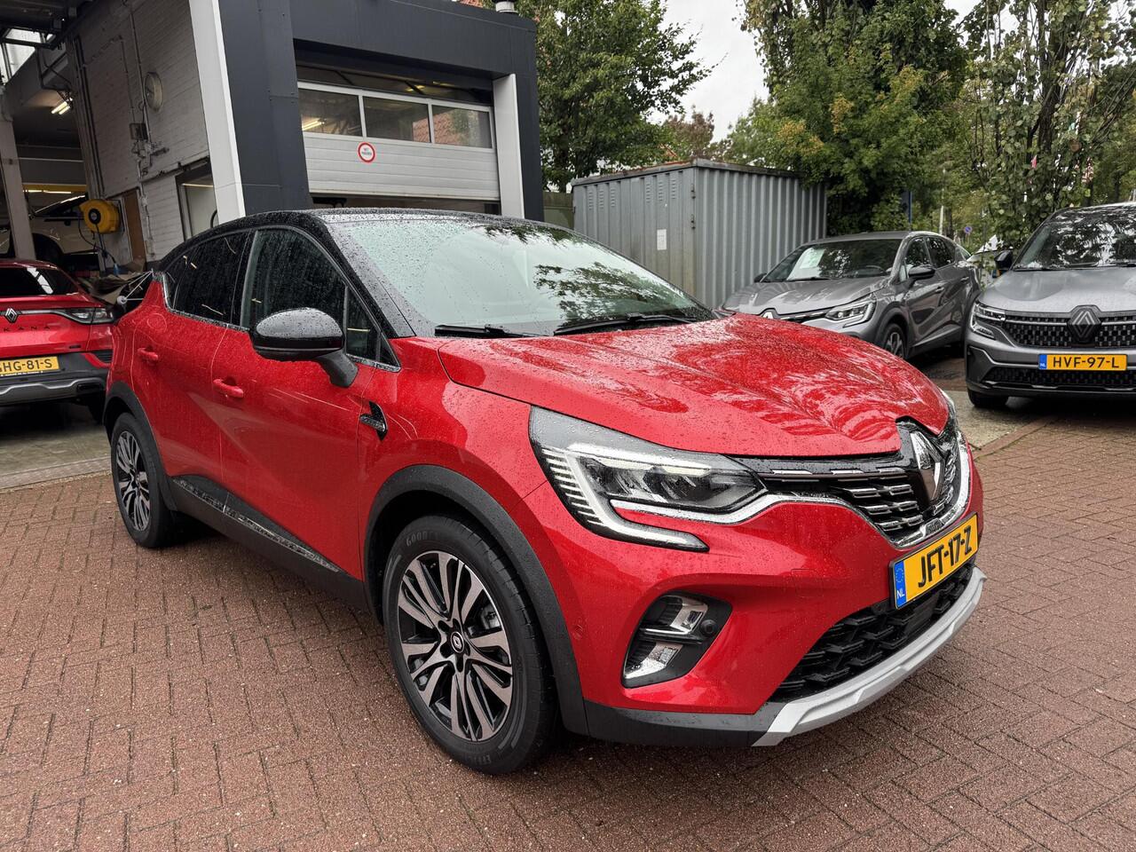 Renault CAPTUR 1.6 E-Tech plug-in hybrid 160 Initiale Paris