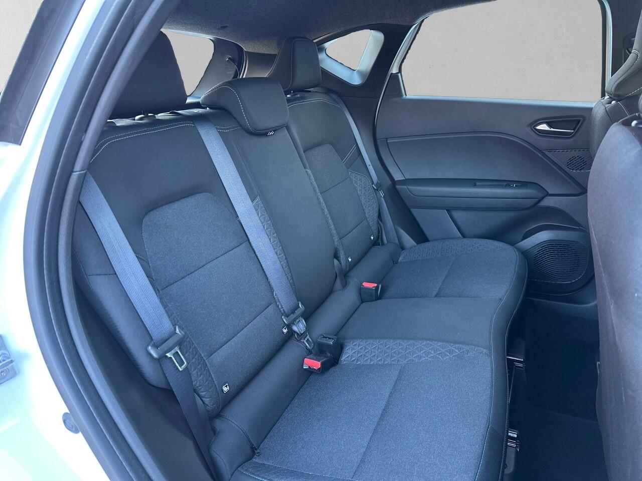 Renault CAPTUR 1.0 TCe 90 evolution PDC / CAMERA / CARPLAY/ LED