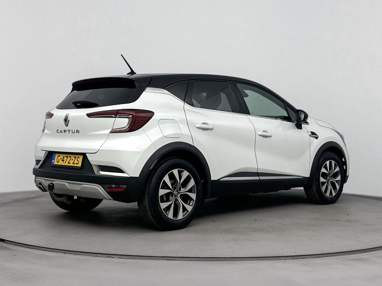 Renault CAPTUR 1.0 TCe Intens 100PK | Trekhaak | Achteruitrijcamera | Parkeersensoren | Navigatie | Climate Control | Lichtmetalen velgen 17"