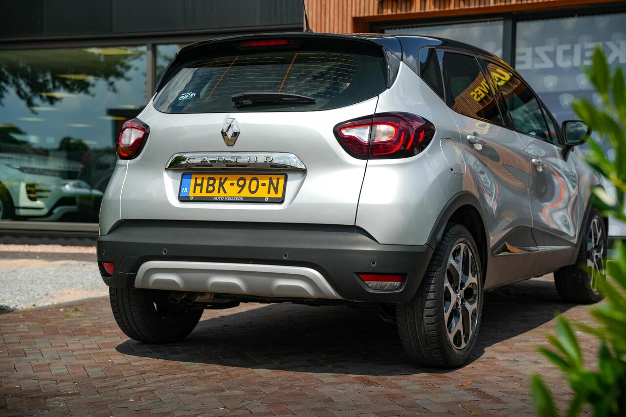 Renault CAPTUR 1.3 TCe Intens Achteruitrijcamera parkeersensoren achter 17"L.M. Navi Mistlampen