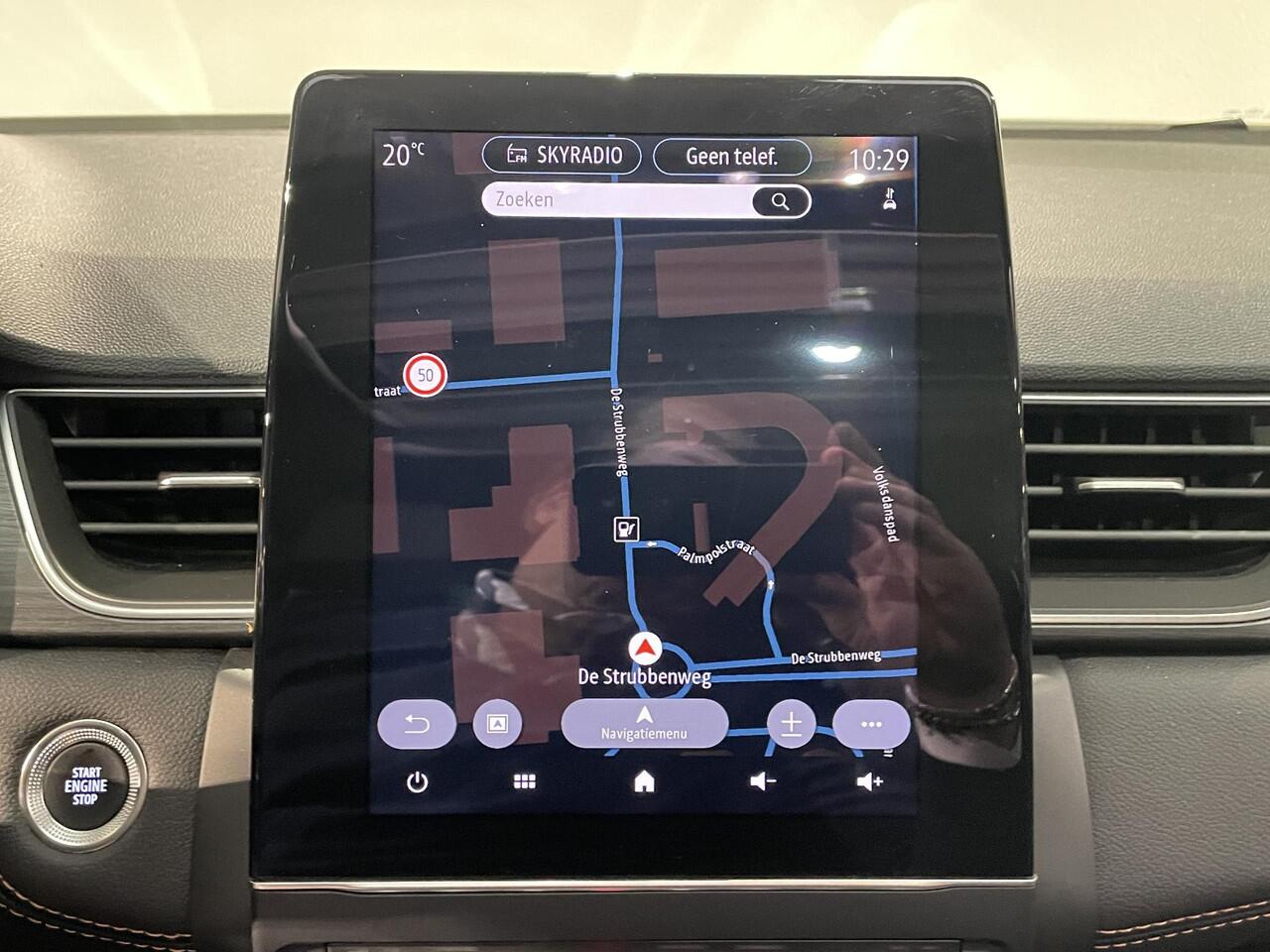 Renault CAPTUR 1.3 TCe 130 Initiale Paris Navigatie | Climate control| Elektrische schuifdak | Camera