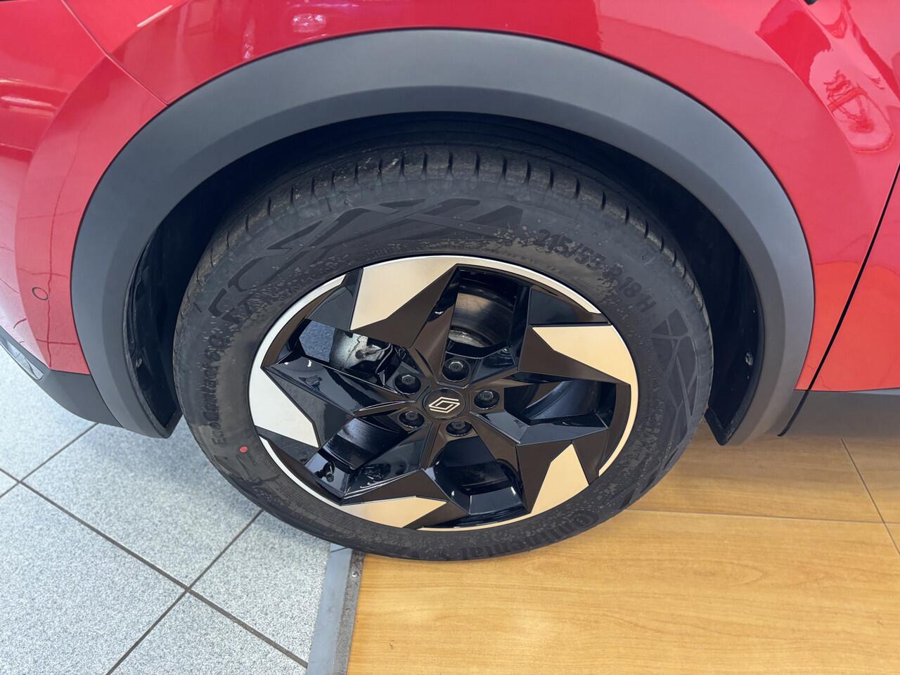 Renault CAPTUR Mild hybrid (bijna) NIEUWSTAAT -Stoel+Stuur verwarm. - Navi - Carplay