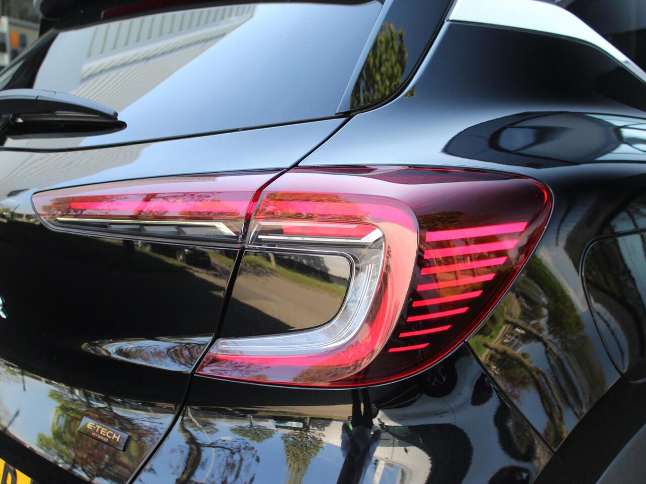 Renault CAPTUR 1.6 E-Tech Full Hybrid 145 Techno AUTOMAAT / 9,3'' NAVI / 10,25'' DASHBOARD / CAMERA / CRUISE / CLIMATE / PDC V+A / APPLE CARPLAY / ANDROID AUTO / PRIVACY GLASS / 17''