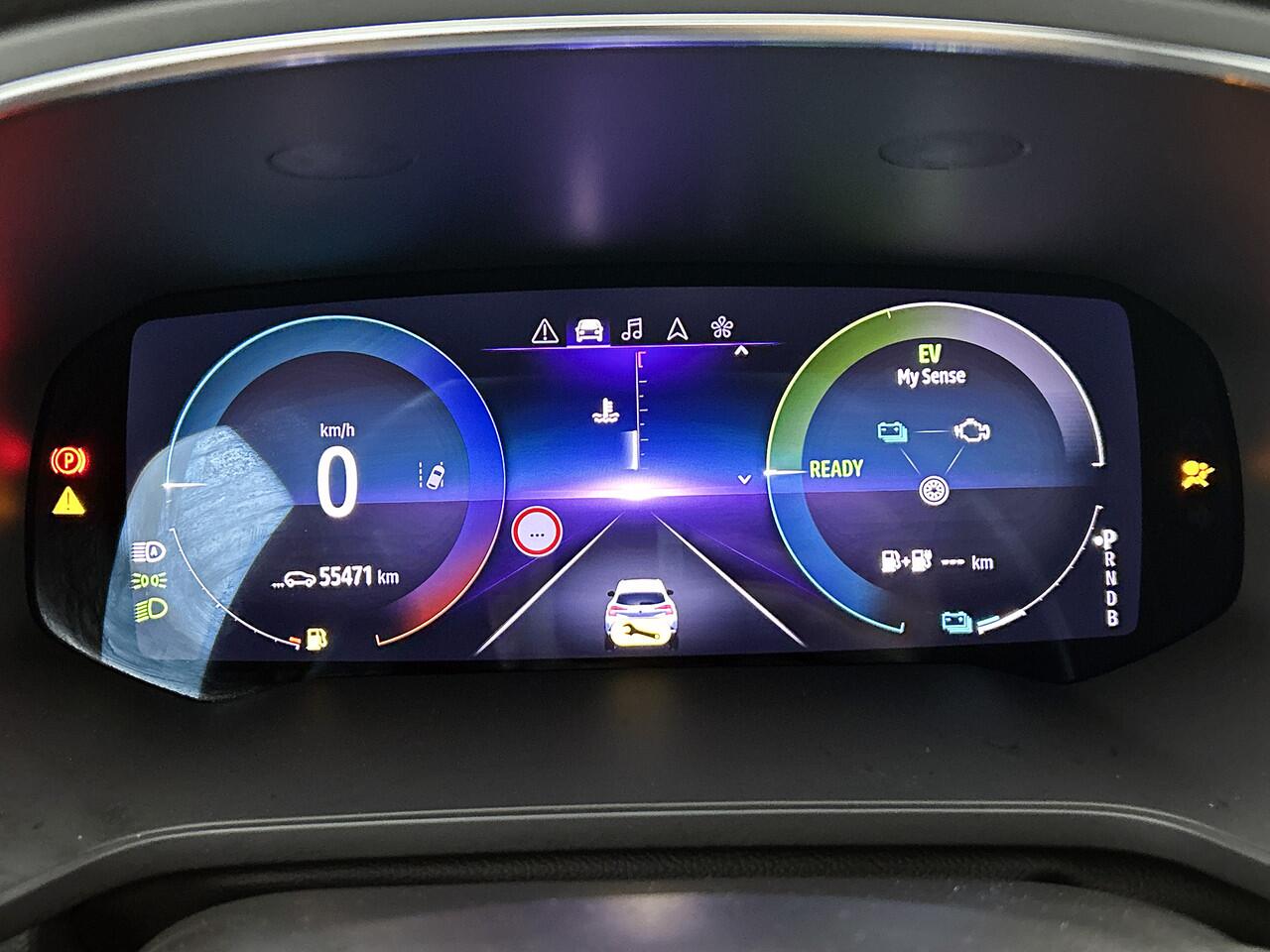 Renault CAPTUR E-Tech plug-in hybrid 160PK techno / NAVI GROOT / 18" LM / STOELVERWARMING