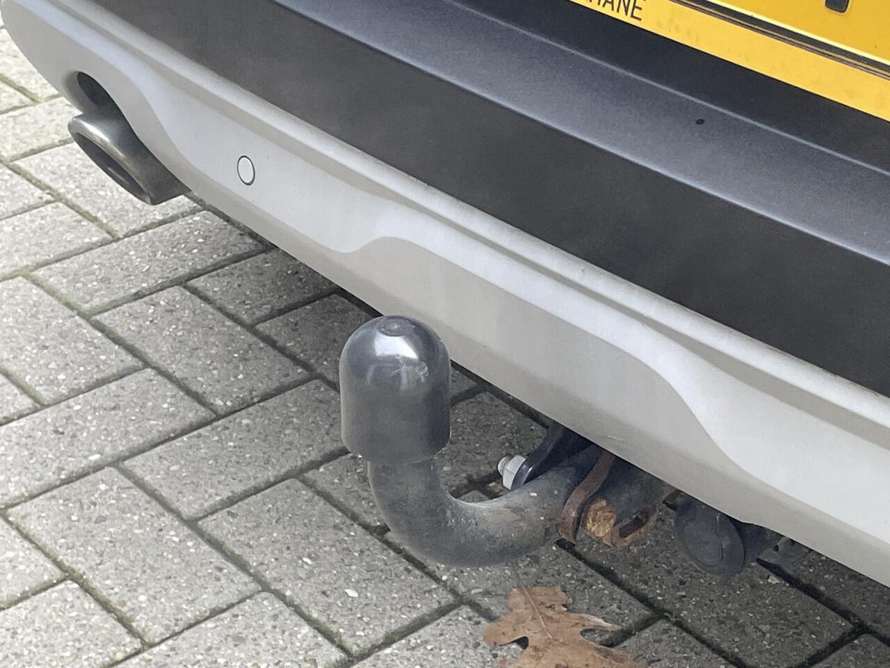 Renault CAPTUR 1.0 TCe 100 Intens | Trekhaak | Bochane onderhouden | Camera |