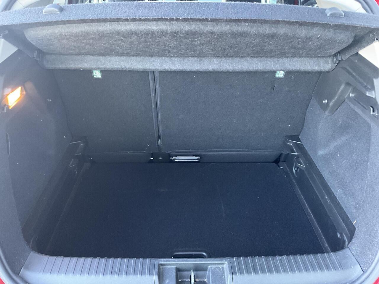 Renault CAPTUR 1.0 TCe 100 Intens