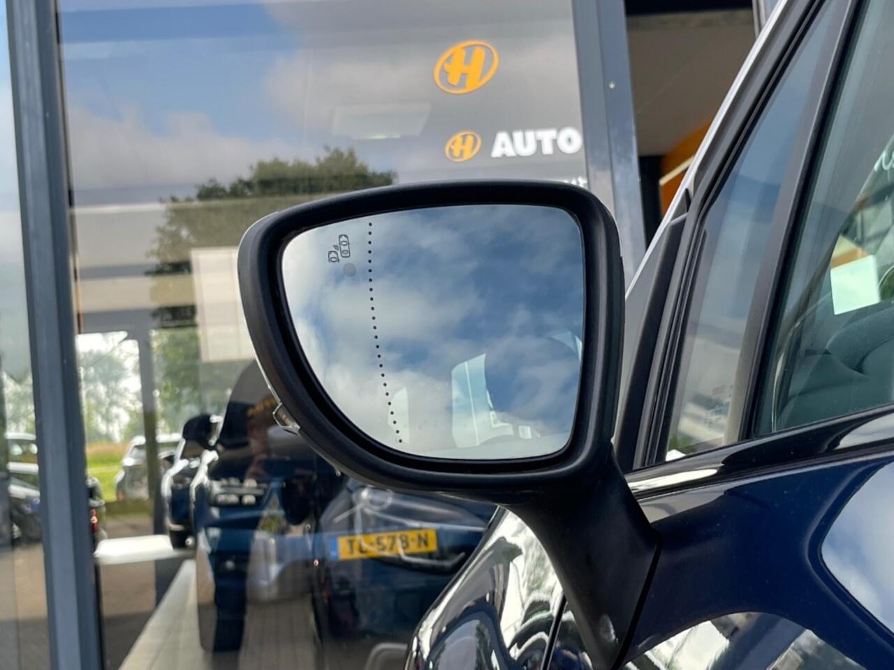 Renault CAPTUR 0.9 TCe 90pk Bose - Navi - Camera - LED