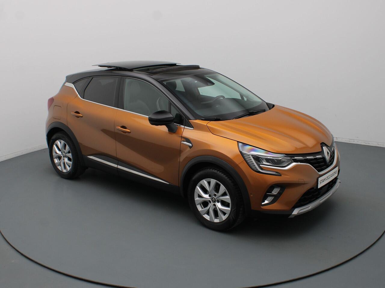 Renault CAPTUR TCe 100pk Intens 360° Camera | Cruise | Navi | Parkeersens. v+a | Panoramadak | Trekhaak