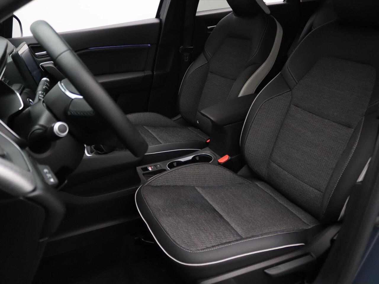 Renault CAPTUR 100pk TCe Intens Cruise | Climate | Carplay | Navi | Parkeersens. achter