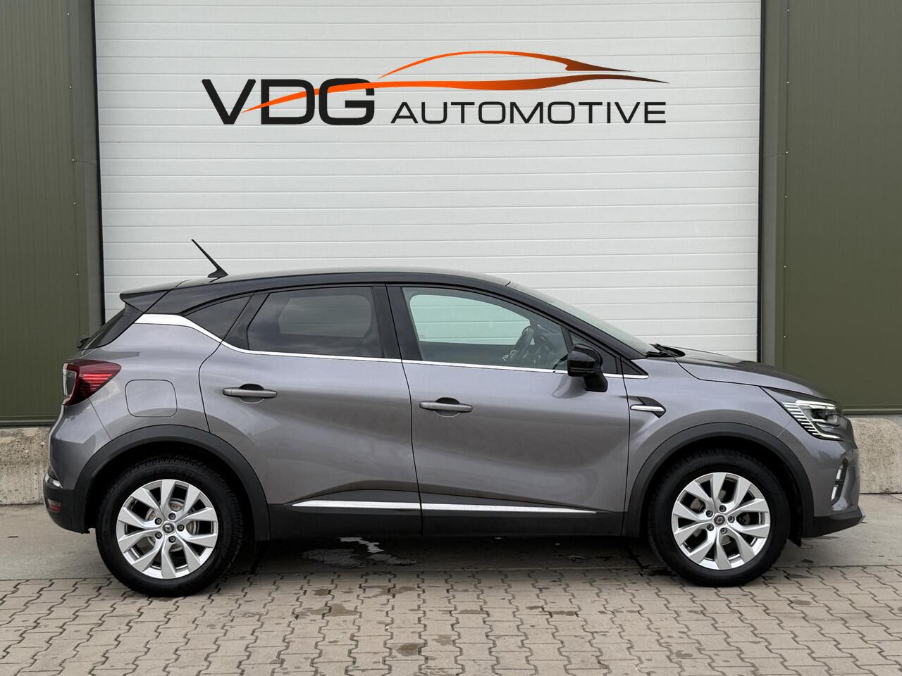 Renault CAPTUR 1.0 TCe 100 Intens / Clima / Navi / 17" LM velgen / Sensoren V+A / Keyless / Getinte ramen achter
