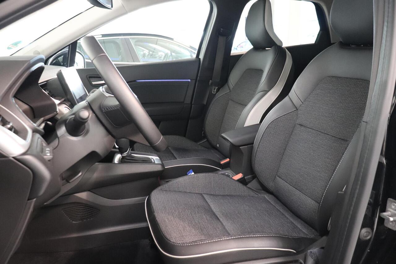 Renault CAPTUR 1.6 E-Tech full hybrid 145 techno | Camera | Climate control | AppleCarplay AndroidAuto | LED | Cruise control |