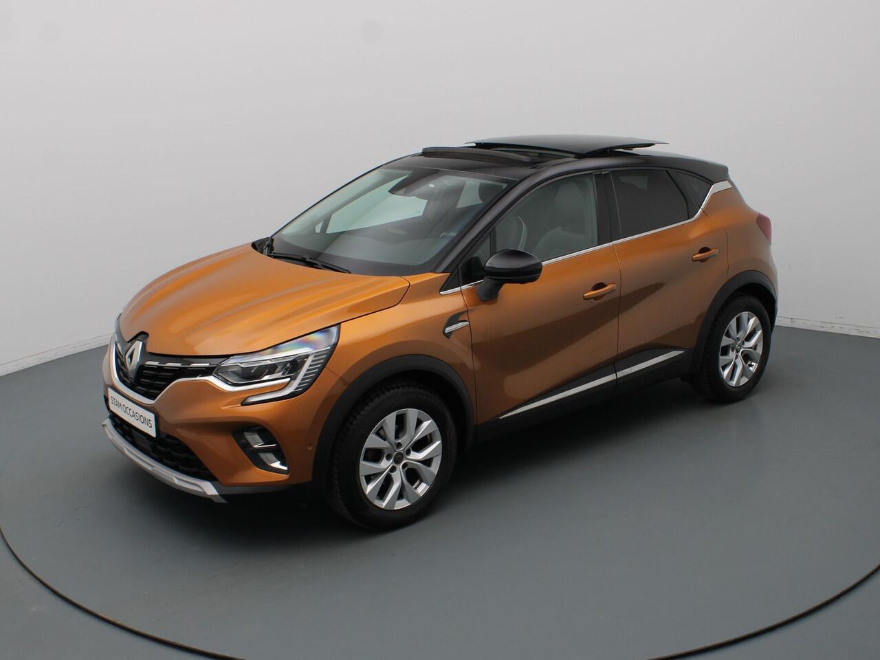 Renault CAPTUR TCe 100pk Intens 360° Camera | Cruise | Navi | Parkeersens. v+a | Panoramadak | Trekhaak
