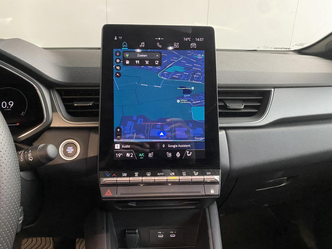 Renault CAPTUR 1.3 mild hybrid 160 techno AUTOMAAT uit 2025 Rijklaar + Fabrieksgarantie Henk Jongen Auto's in Helmond, al 50 jaar service zoals 't hoort!