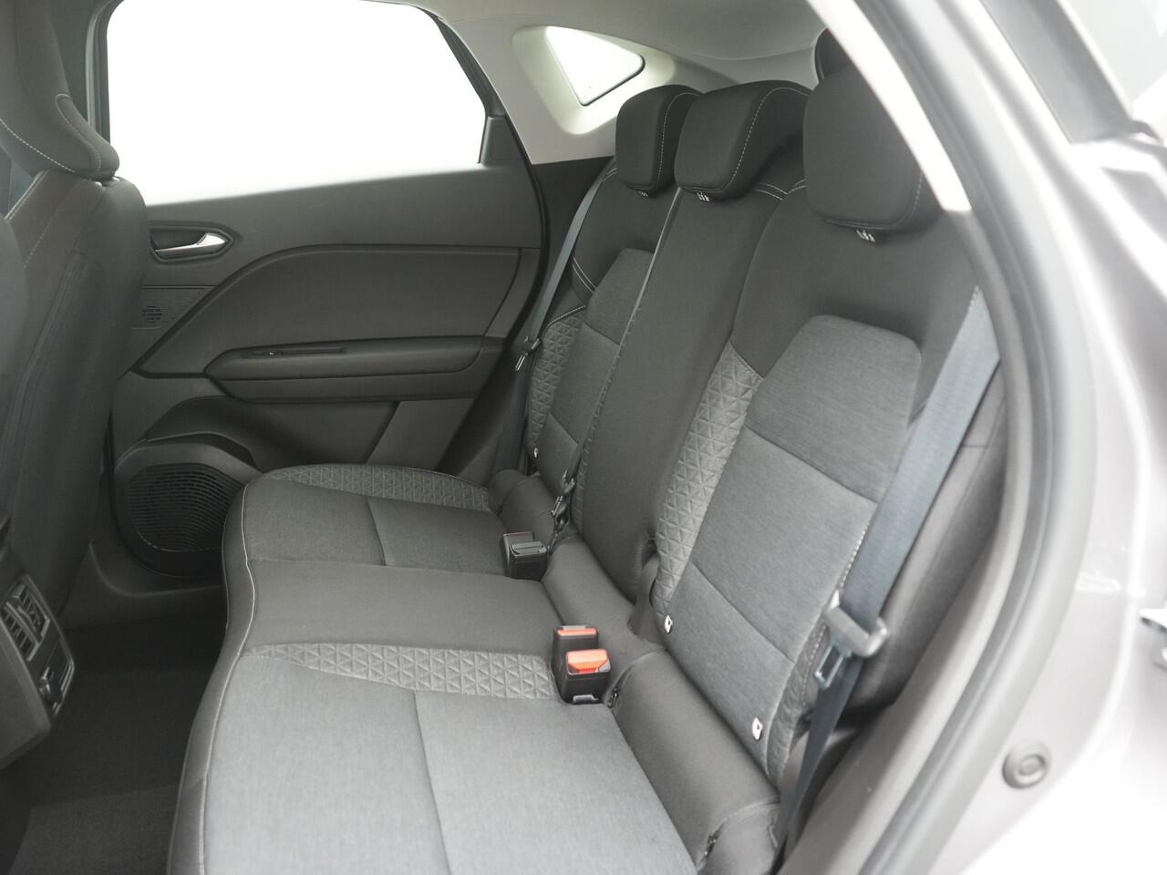 Renault CAPTUR TCe 90 Evolution - RIJKLAARPRIJS - All Seasonbanden - Achteruitrijcamera - Cruise Control - Navigatie