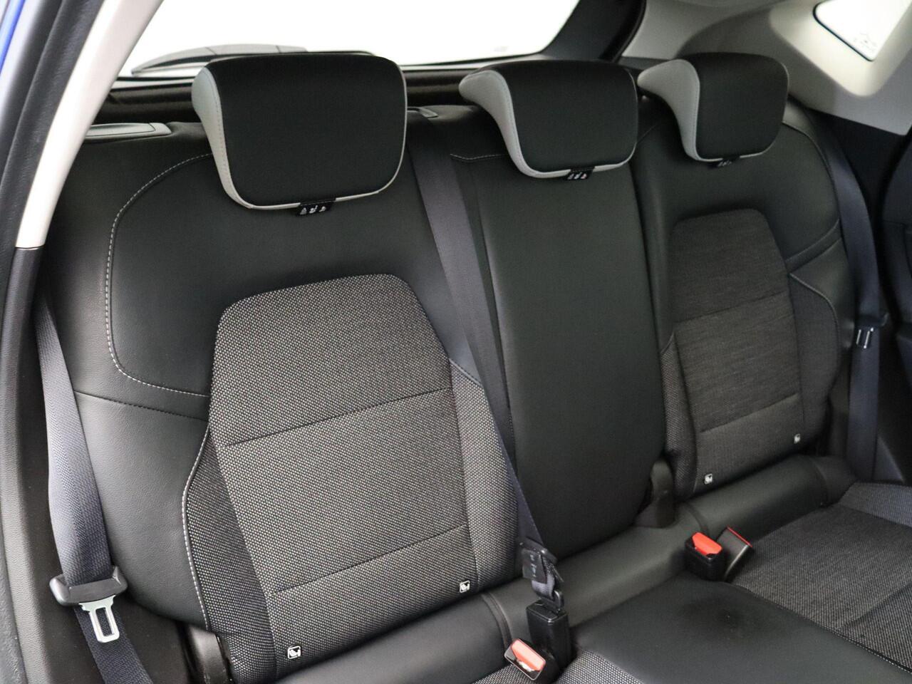 Renault CAPTUR 1.0 TCe 90 Techno | Navigatie | Achteruitrijcamera | Parkeersensoren voor en achter | Climate control |