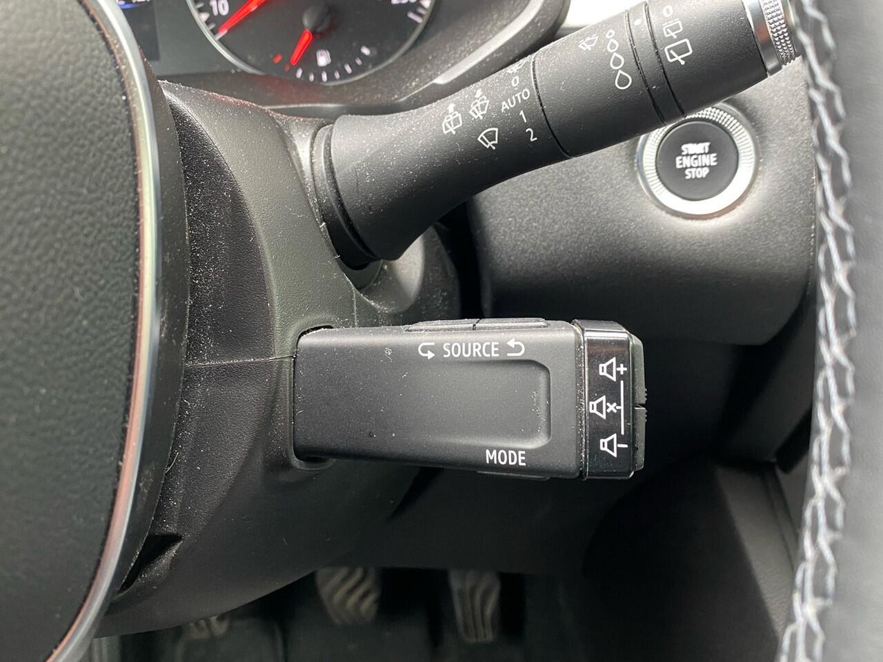 Renault CAPTUR 1.0 TCe 100 Bi-Fuel Gas G-3 Zen | LPG | Cruise Control | Climate Control | Navigatie | PDC | Achteruitrijcamera | RIJKLAARPRIJS INCL 12 MAANDEN GARANTIE EN BEURT