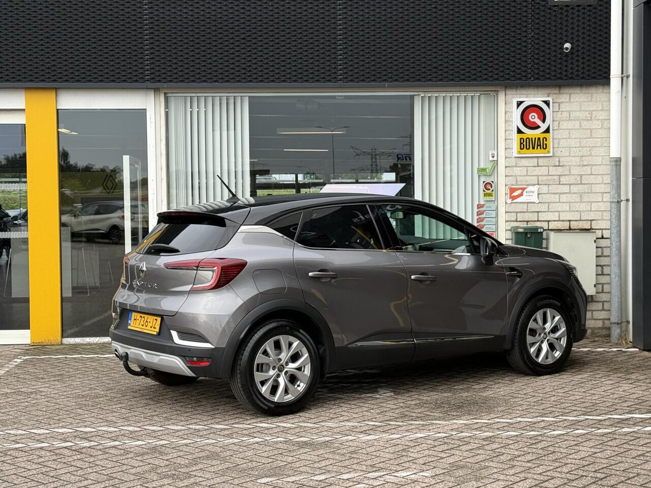 Renault CAPTUR 1.0 TCe 100 Intens | Trekhaak | Navigatie | Achteruitrijcamera | DAB | Key-less | Climate Control | Parkeersensoren | Cruise Control |