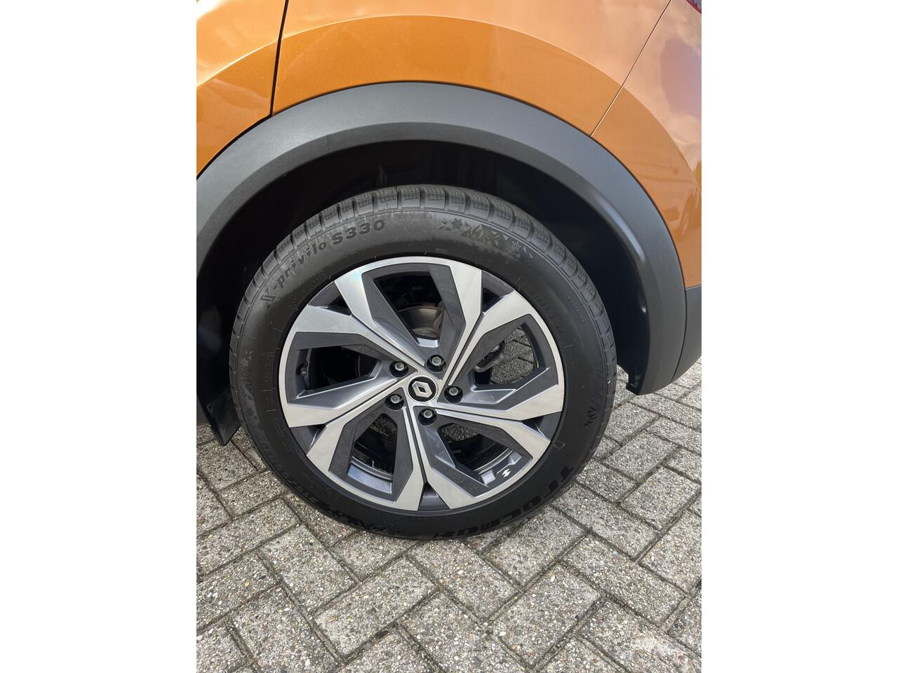 Renault CAPTUR 1.6 E-Tech Hybrid 145 R.S. Line | hybride | automaat | navigatie | achteruitrijcamera