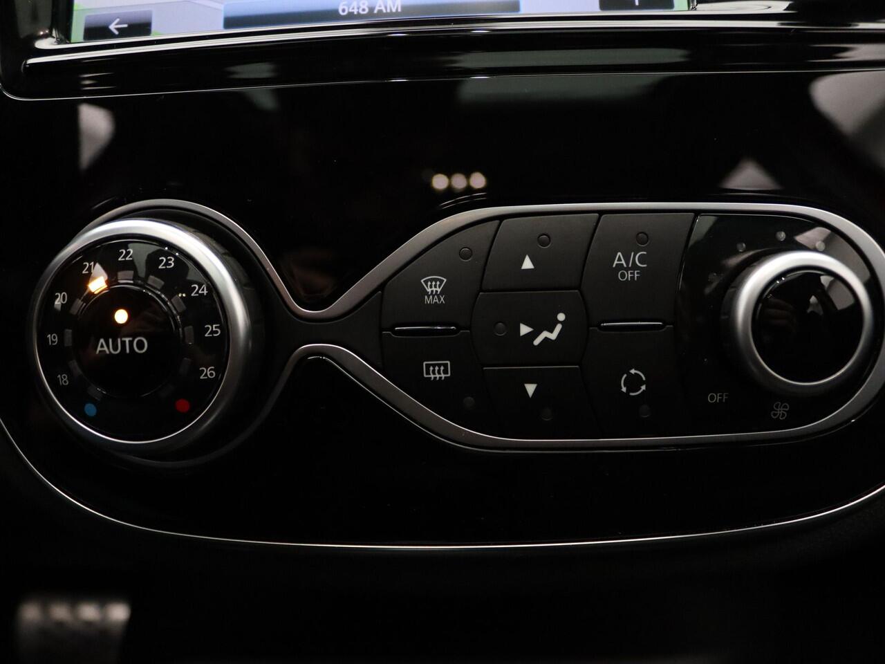 Renault CAPTUR 150pk TCe Version S Camera | Cruise | Navi | Parkeersens. v+a | Trekhaak | Panoramadak