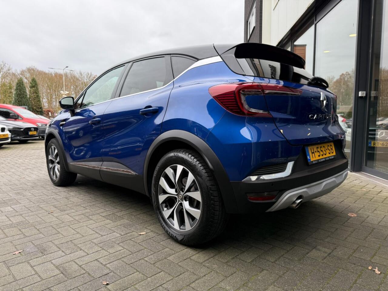 Renault CAPTUR 1.0 TCE Intens,LED,Keyless,Lane Ass.,Clima,Trekhk afn,Navi,Cruise