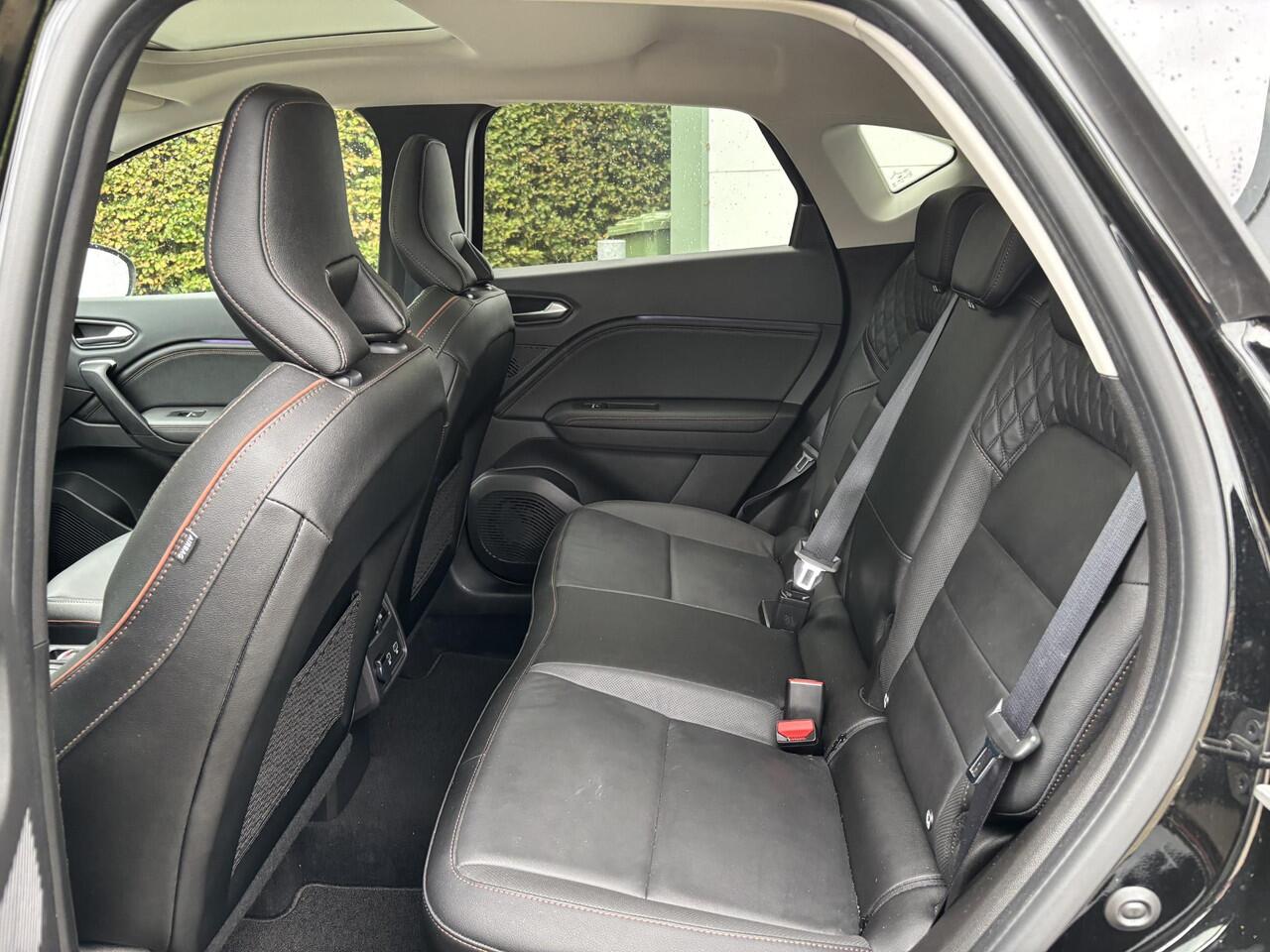 Renault CAPTUR 1.3 mild hybrid 160 iconic | Panoramadak | Leder | Camera