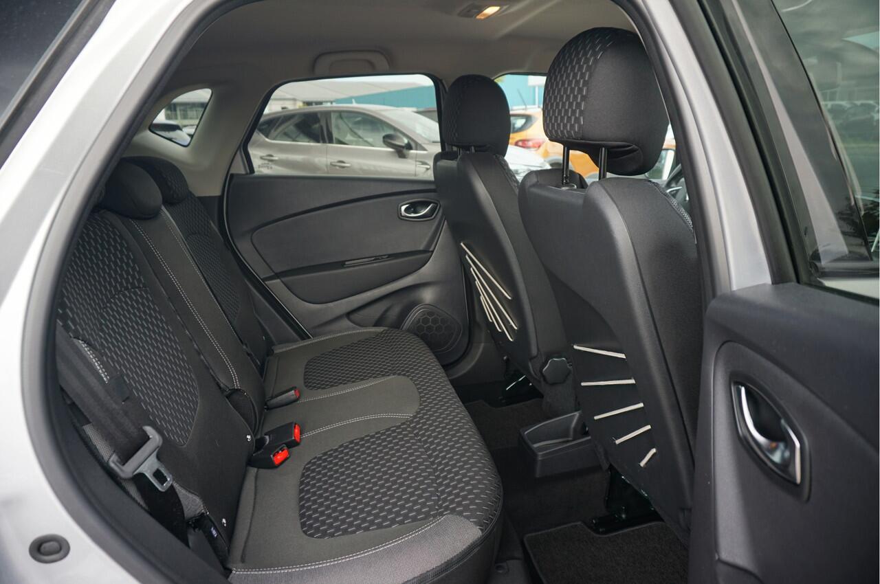 Renault CAPTUR 1.3 TCE 150 EDC Intens