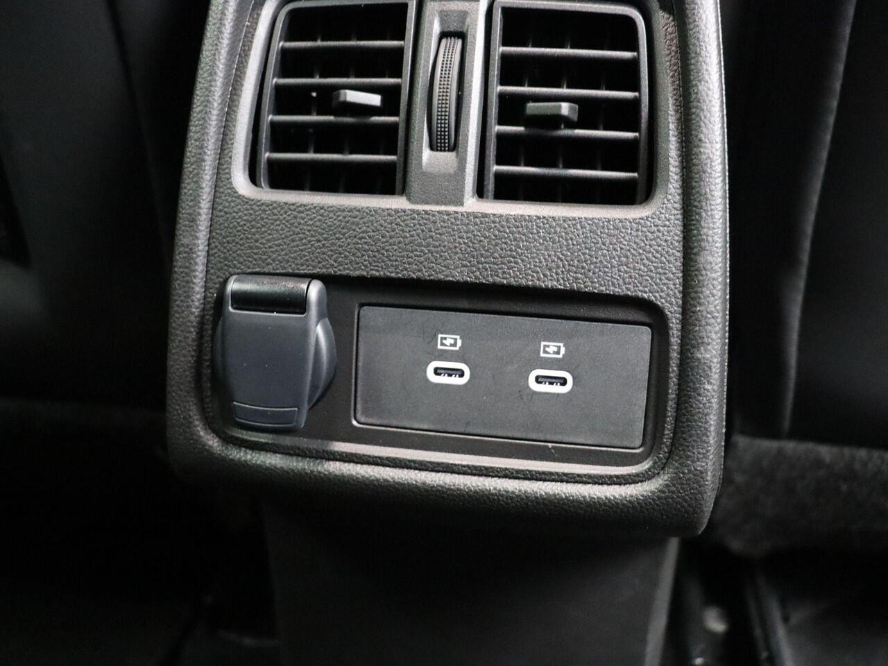 Renault CAPTUR E-Tech full hybrid 145pk techno | Google infotainment | Achteruitrijcamera | Apple carplay | NIEUWSTAAT |