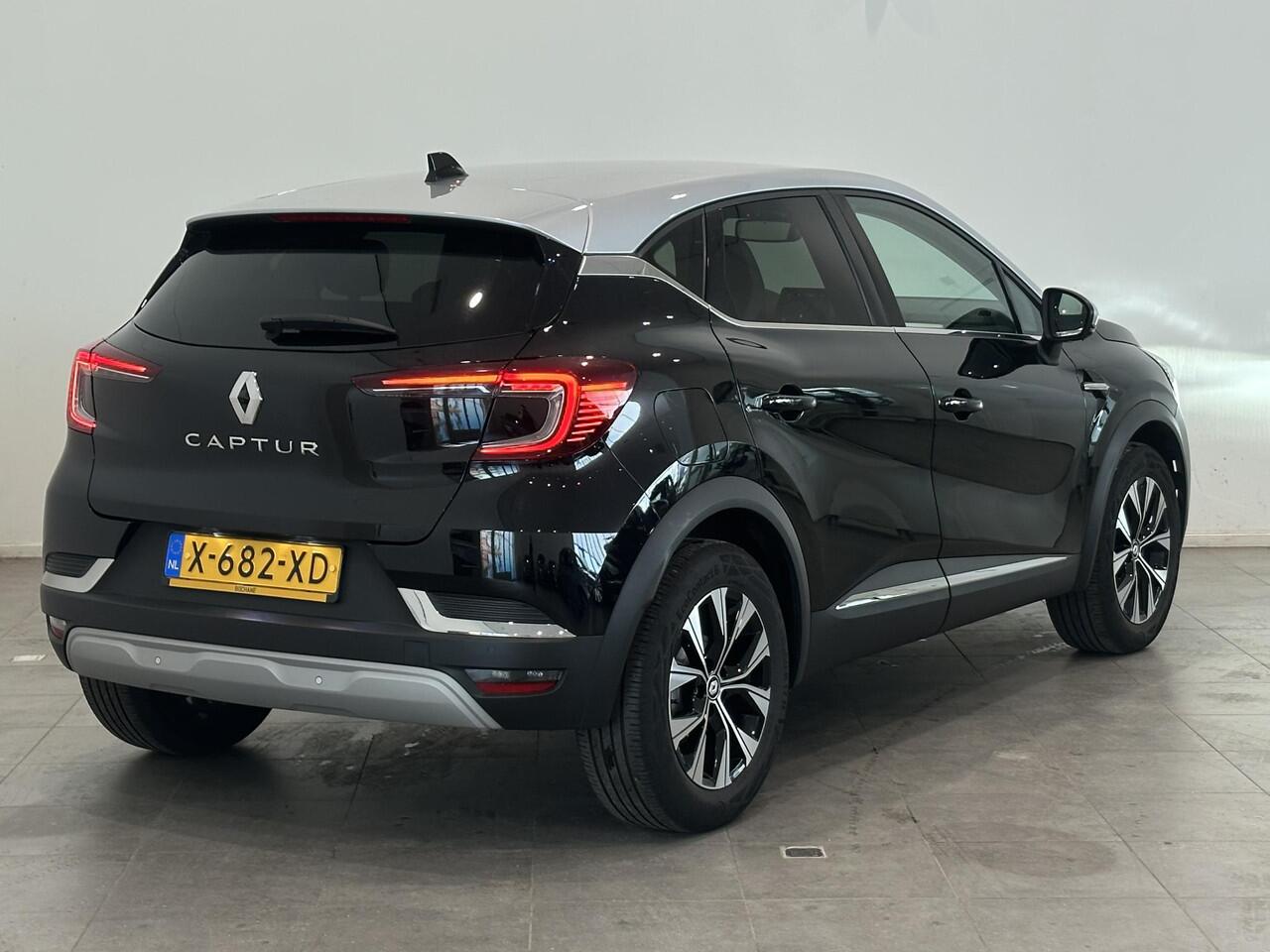 Renault CAPTUR 1.0 TCe 90 Techno | Navi 9,3" | Dodehoek Detectie | Digitaal Dashboard | Adaptieve Cruise Control | Apple Carplay/Android Auto