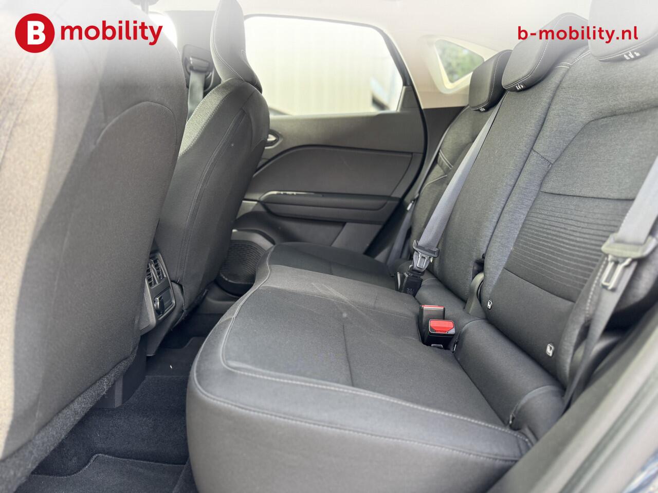 Renault CAPTUR 1.0 TCe 100 Intens Trekhaak 32.000KM! Apple CarPlay | Navigatie | Cruise Control | DAB Audio