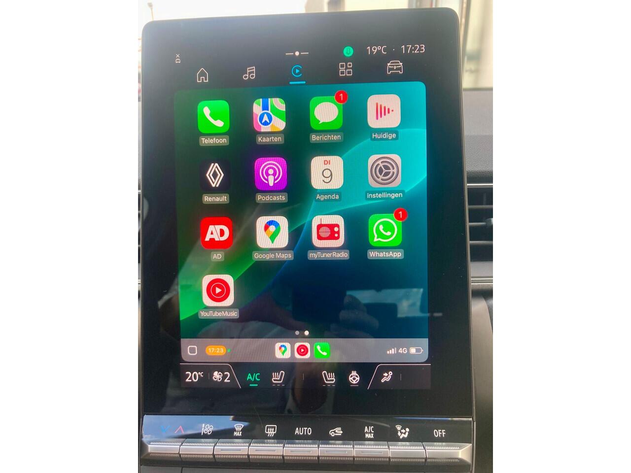 Renault CAPTUR 1.3 mild hybrid 160 techno Automaat Navigatie ( via Applecarplay/Android auto), LED, 18"Lm, Camera, Adaptive Cruise Control, Climate Control