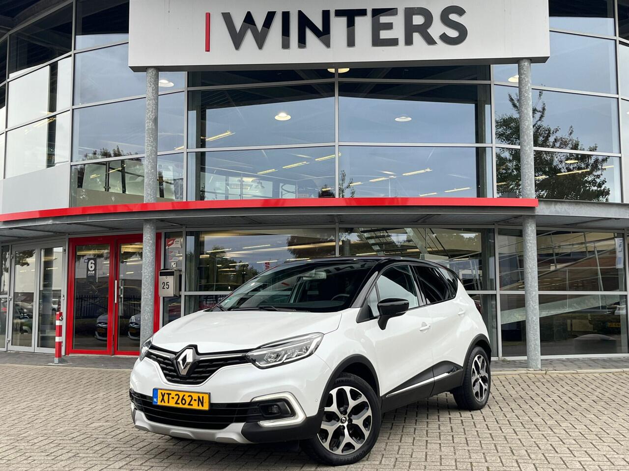 Renault CAPTUR 1.3 TCe Intens | Panoramadak | Camera | Trekhaak | Stoelverwarming | Bose | Cruise Control |