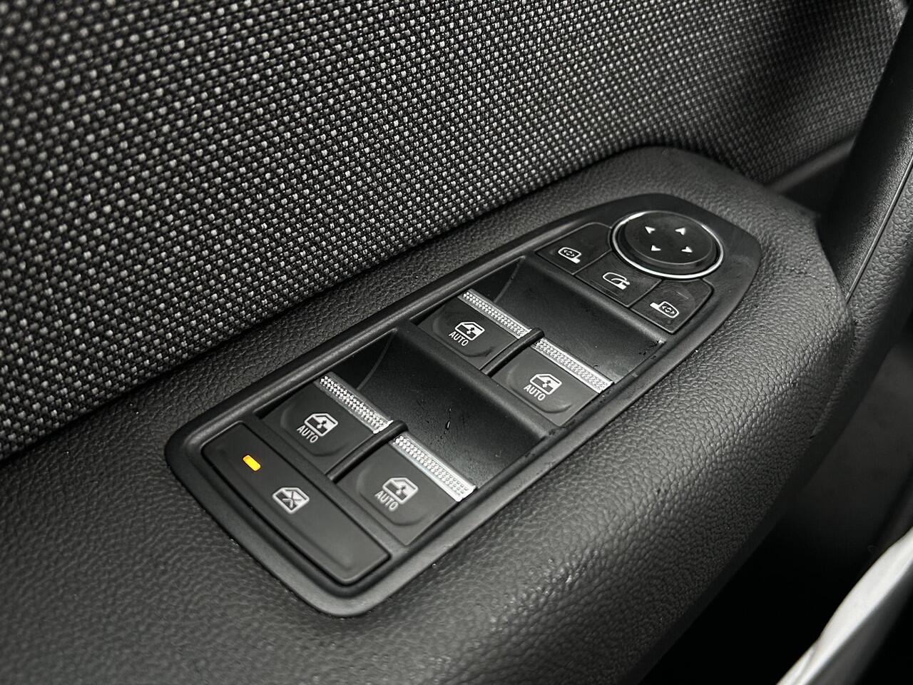 Renault CAPTUR 1.6 E-Tech full hybrid 145 techno / Demo / pack navigation urban / 360 camera / Cruise Control / Climate control / Navigatie / keyles /