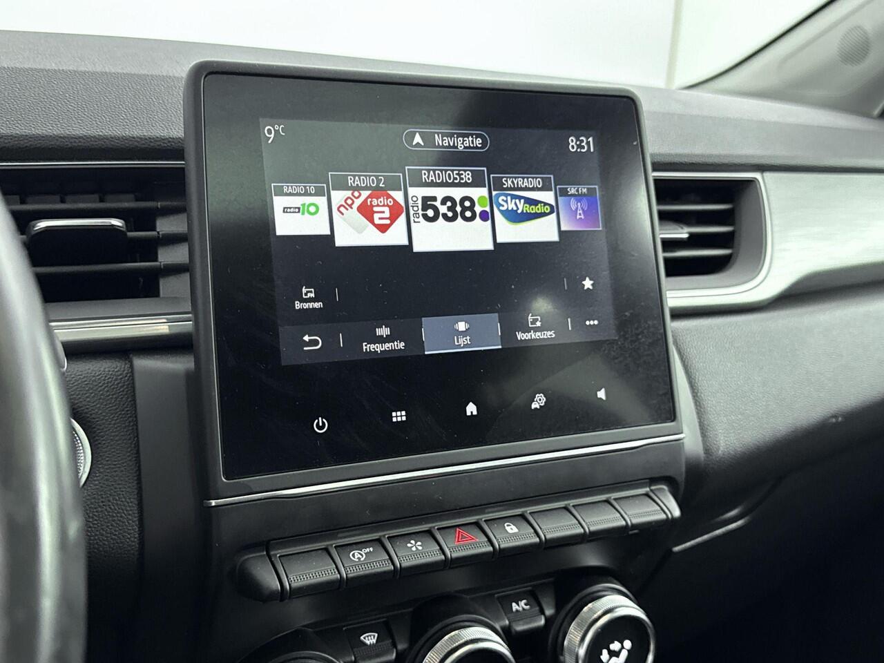 Renault CAPTUR 1.3 TCe 130 Intens | Adaptive Cruise Control | Airco | Achteruitrijcamera | Apple Carplay / Android Auto | All Seasonbanden | Trekhaak | Parkeersensoren Voor en Achter