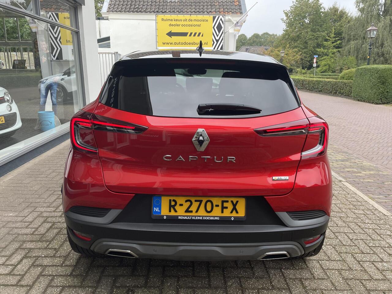Renault CAPTUR TCe 90 R.S. Line | Sportieve uitvoering | Groot scherm navigatie | Lage kilometerstand |