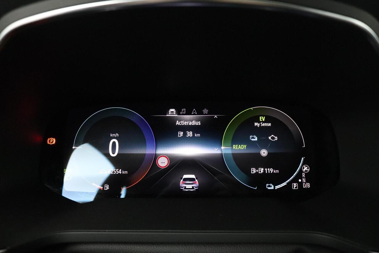 Renault CAPTUR 1.6 E-Tech plug-in hybrid 160 techno | Stuur/Stoel verwarming | Camera | Carplay/Android auto |