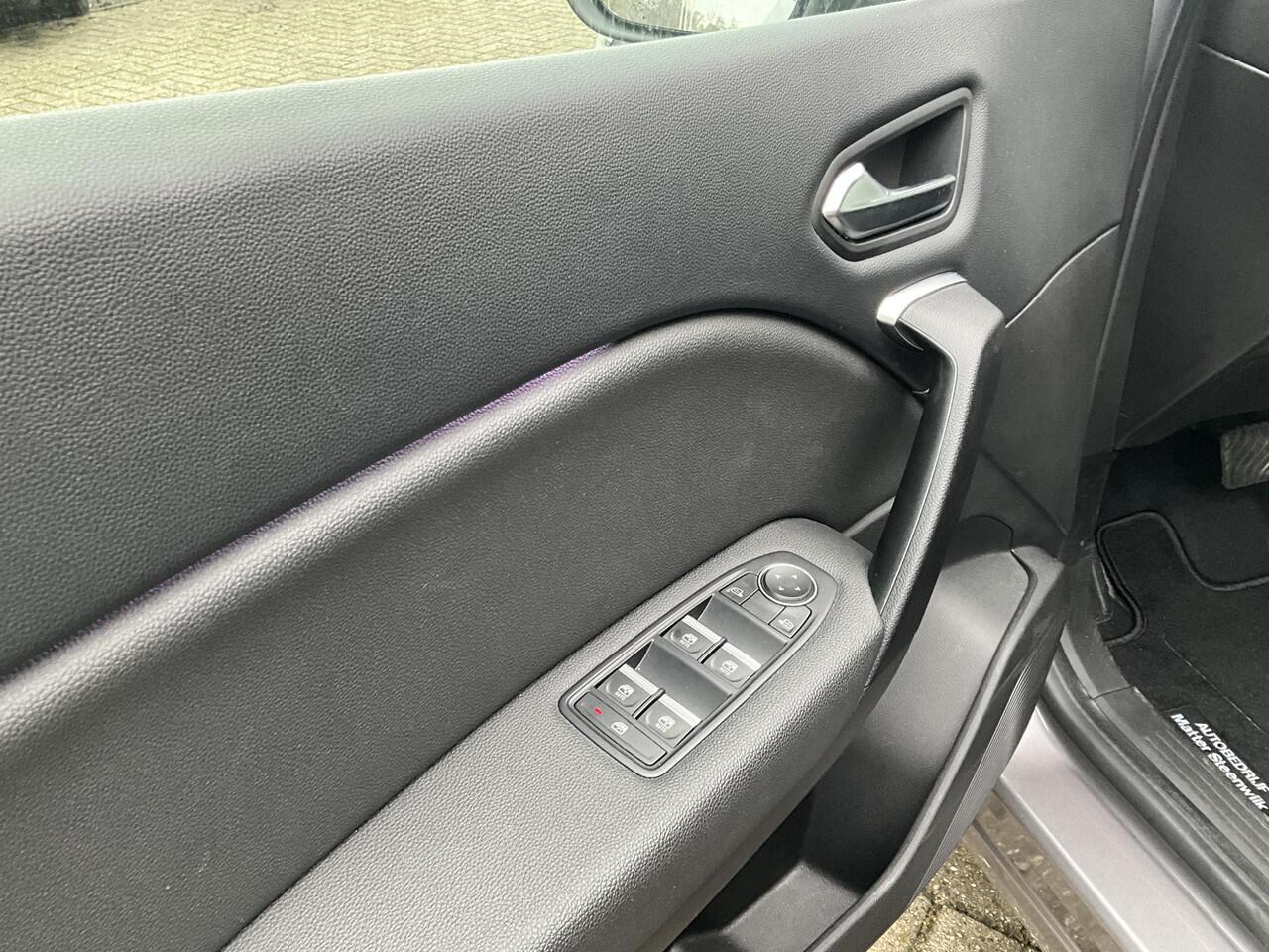 Renault CAPTUR 1.3 TCe 140 Intens