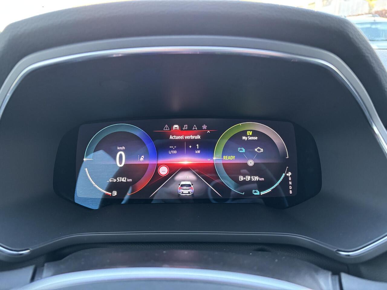 Renault CAPTUR 1.6 E-Tech plug-in hybrid 160 techno | SOH 97,7% | 1e Eig | Lage km. stand |