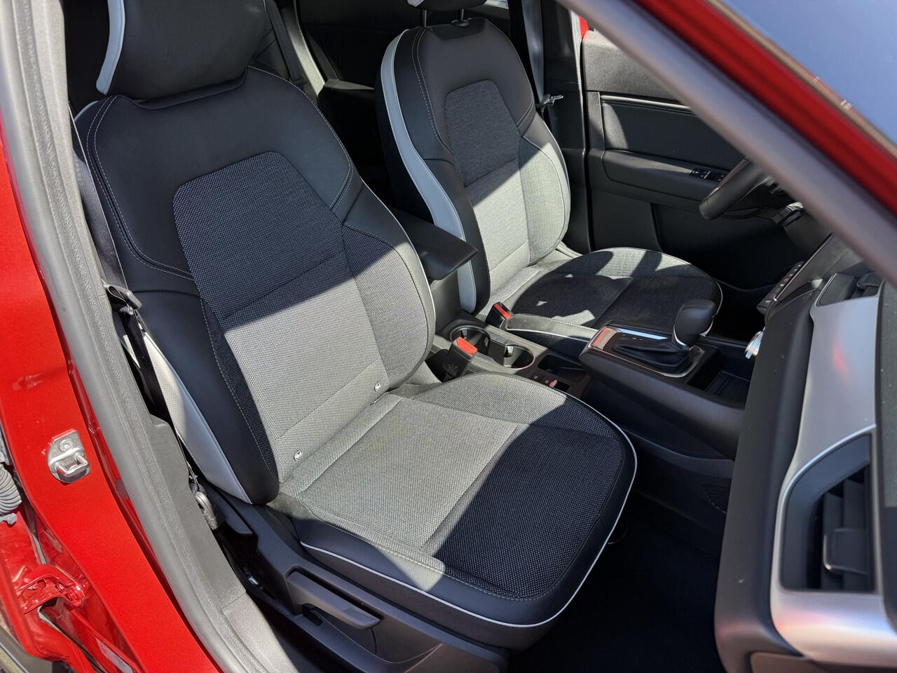 Renault CAPTUR 1.3 TCe 140 EDC automaat Intens | adaptieve cruise | winterpakket | groot Easylink | tijdelijk gratis Top Afleverpakket twv Eur 695