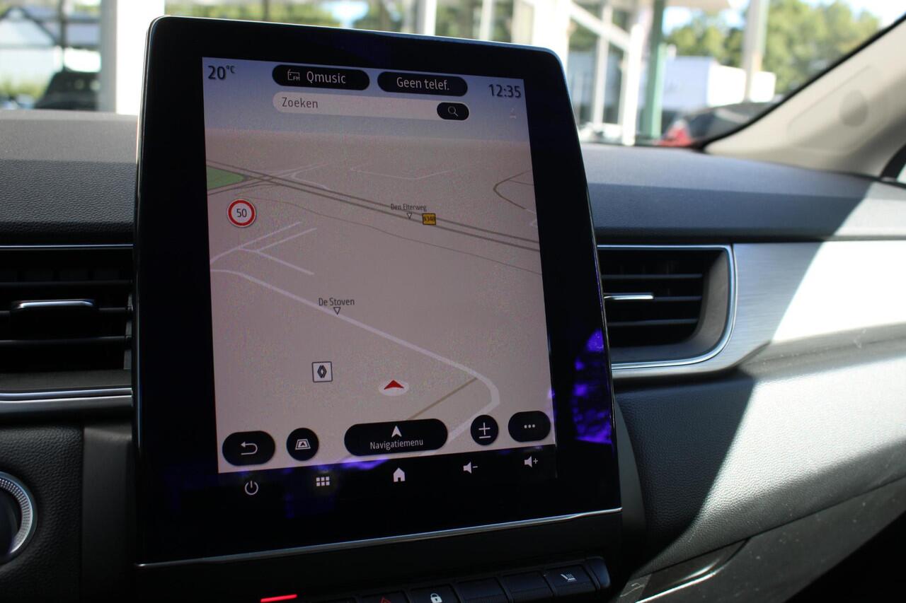 Renault CAPTUR 1.3 TCe 155 Intens | Navigatiesysteem | Trekhaak | Dodehoekwaarschuwing| Adaptive Cruisecontrol | Apple/Android Auto | Stoelverwarming | Climatecontrol