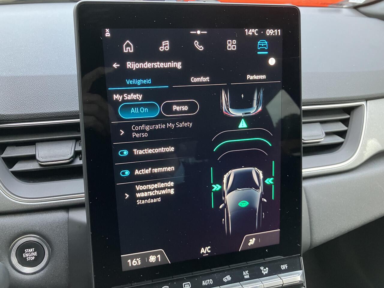 Renault CAPTUR TCe 90 techno * TREKHAAK *