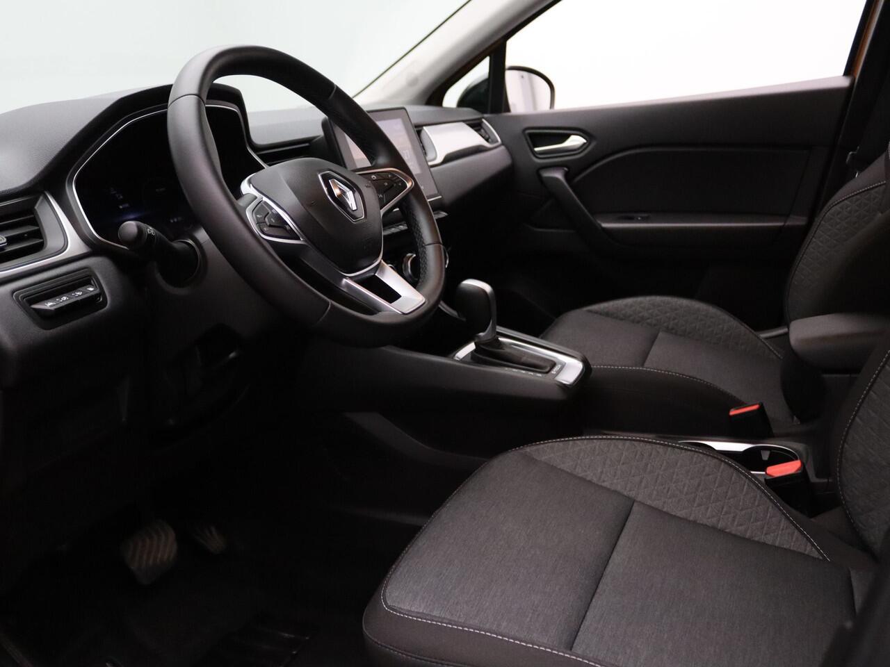 Renault CAPTUR E-Tech Plug-in Hybrid 160pk Intens Automaat Camera | Cruise | Navi | Parkeersens. v+a