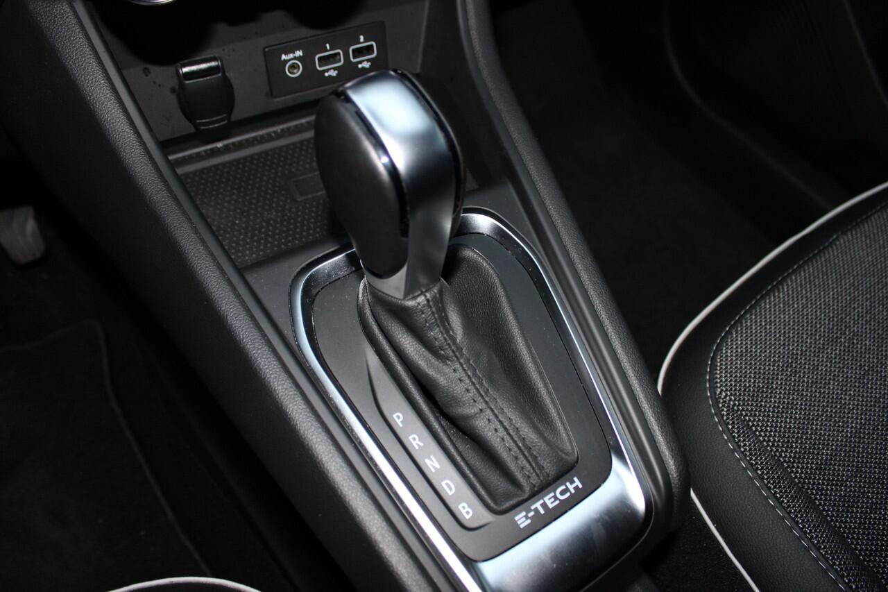 Renault CAPTUR 1.6 E-Tech Plug-in Hybrid 160 Intens | Trekhaak | Navigatie | Camera | Cruise Control | Keyless