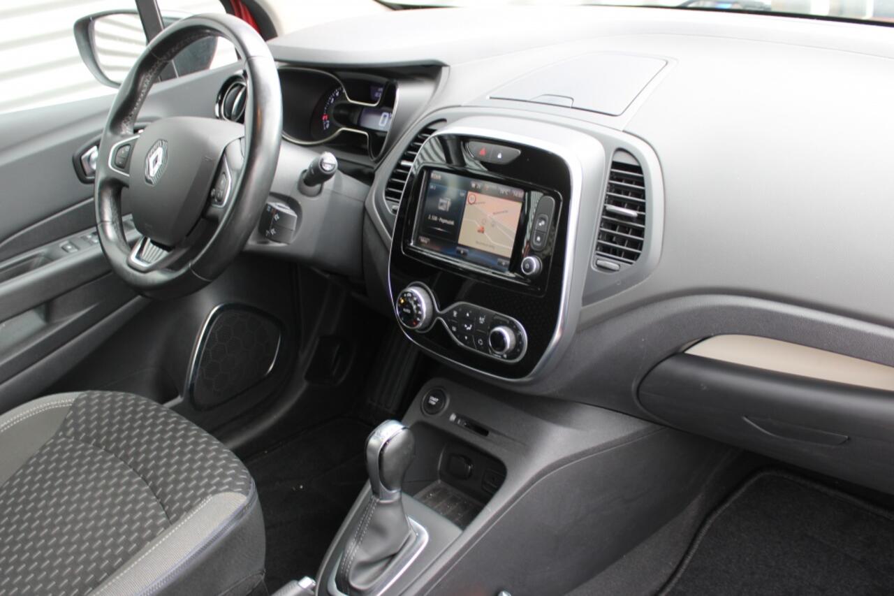 Renault CAPTUR 1.3 TCe Intens Automaat | Trekhaak | Navigatie | Clima