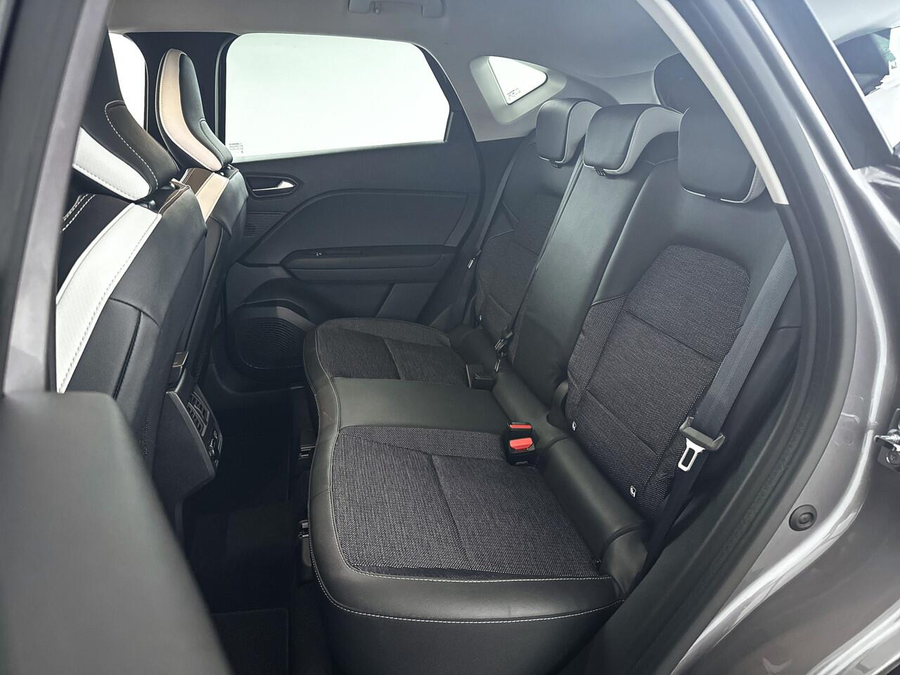 Renault CAPTUR TCe 90 Intens | Keyless | Navigatie | Cruise Control