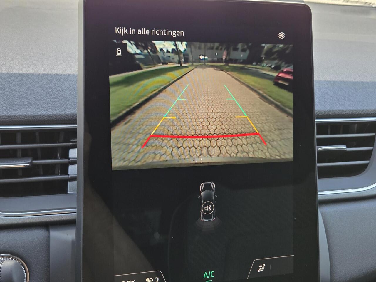 Renault CAPTUR 1.8 E-Tech full hybrid 160 Techno / Navigatie via Apple Carplay / Android Auto / Adaptieve Cruise Control / Achteruitrijcamera / Sensoren Achter /